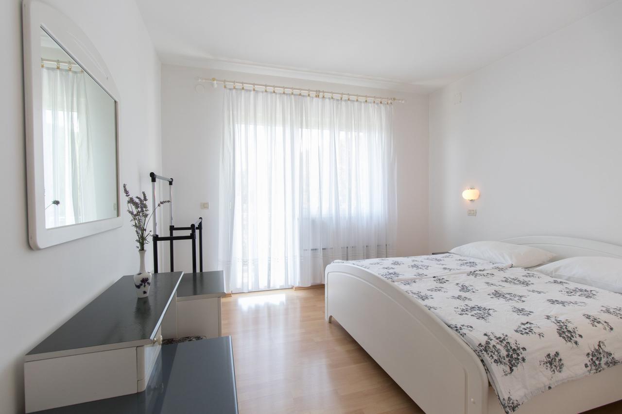 Apartments Vesna โอปาติยา ภายนอก รูปภาพ